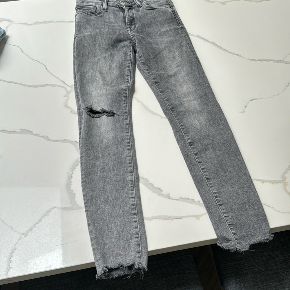 Skinny jeans